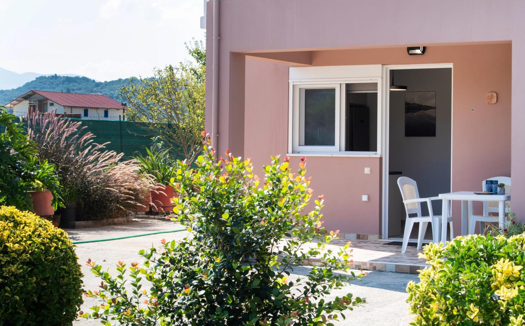 Ruellia Luxury Apartments Kalligoni Zewnętrze zdjęcie